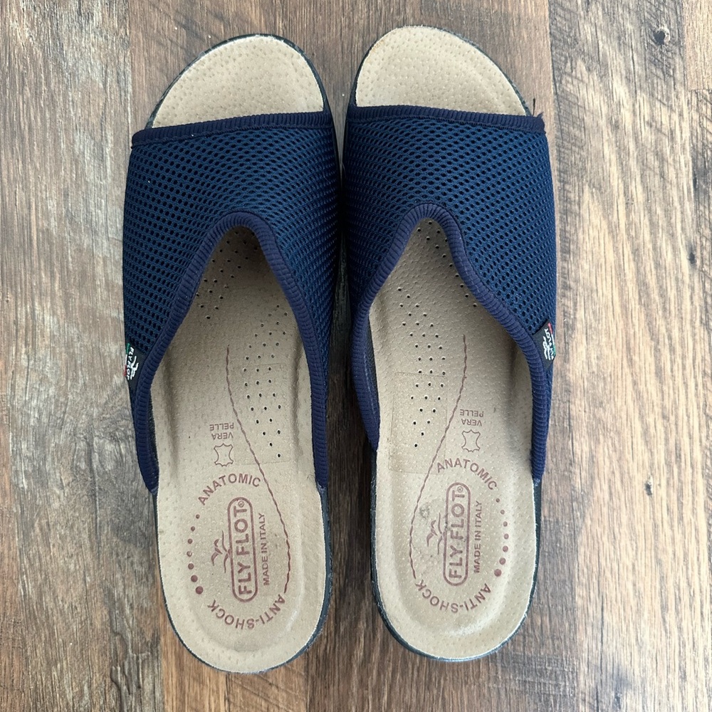 NWOT* FlyFlot Italian Navy Blue Slip-On Sandals Size- 49